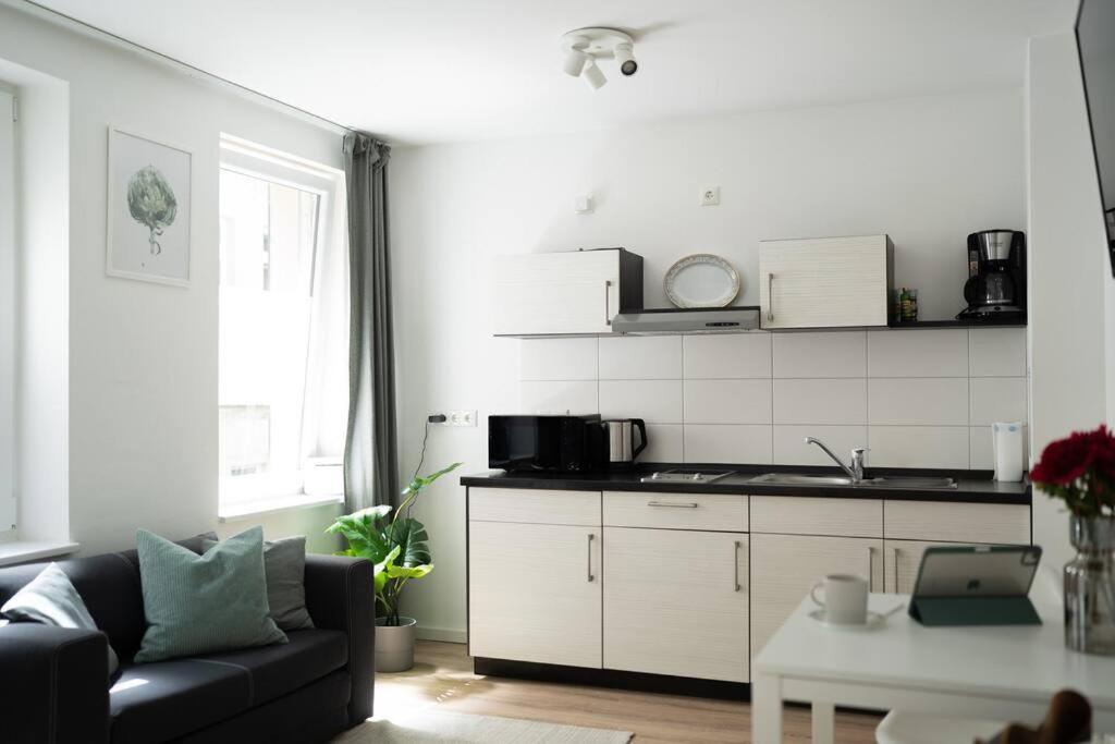 Cosy, Centre